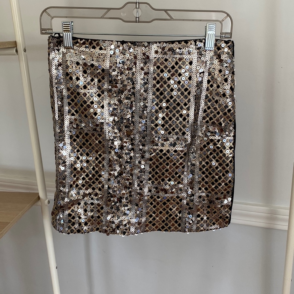 Romeo + Juliet Mini Skirt with Sequins